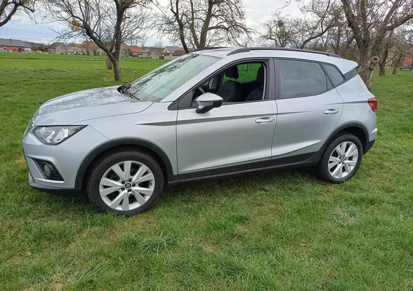 samochody osobowe Seat Arona cena 55900 przebieg: 163000, rok produkcji 2019 z Myślibórz